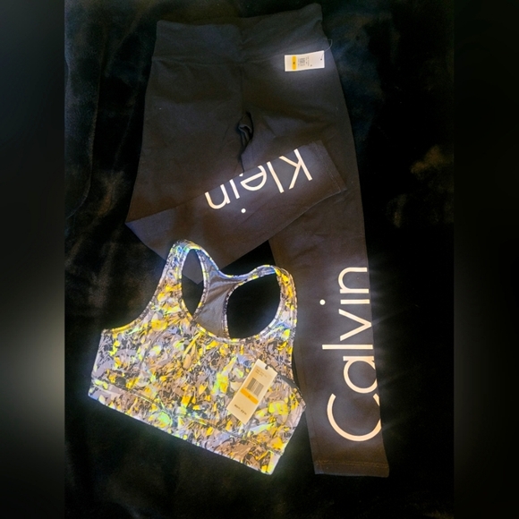 NWT. Calvin Klein Black Leggings and Colorful Sports Bra Set. Size M - Picture 1 of 7